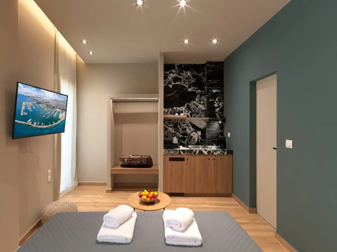 Coastal Suites at Alimos Beach
