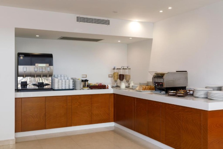 Best Western Plus Hotel Plaza photo 33