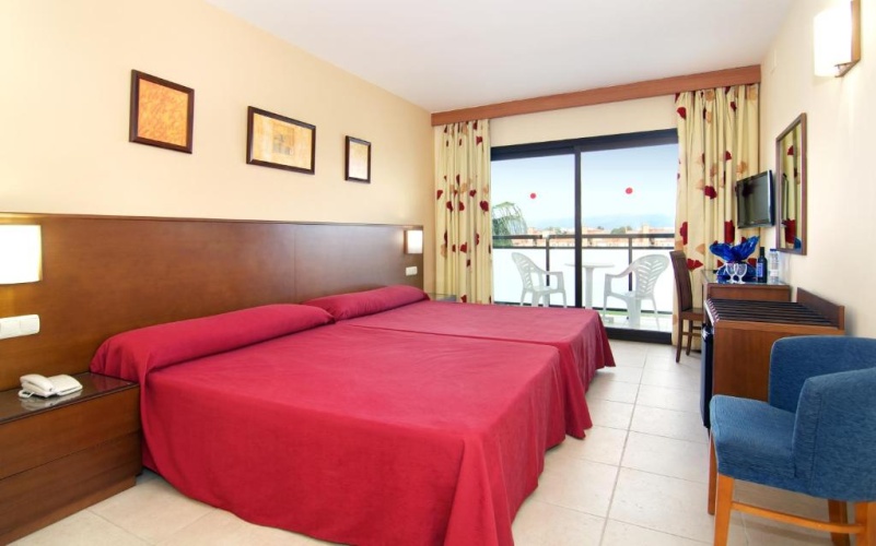 Twin room