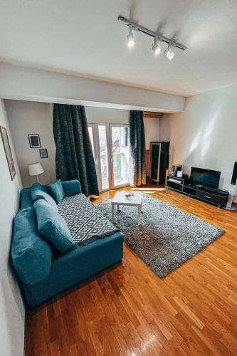 He-Ra apartment 6