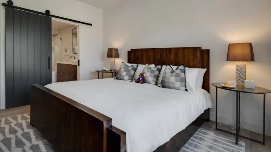 Beaver_creek_chalet_brio