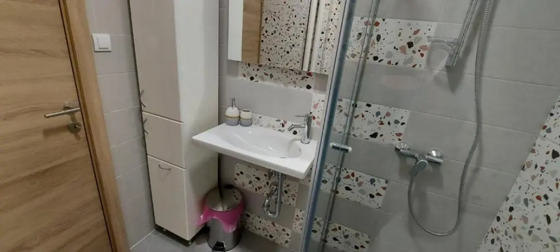 Apartman Blok 45 (reka Sava)