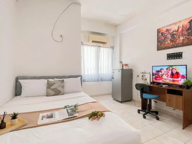 Basic Studio Apartment At Margonda Residence 1