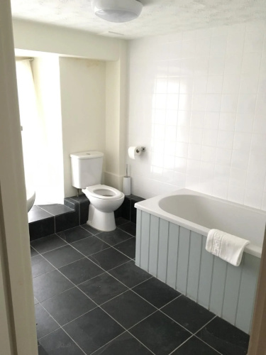 The New Three Mariners Inn