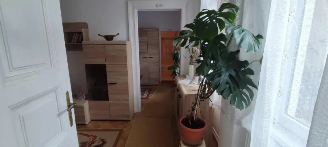 Júlia Apartman.