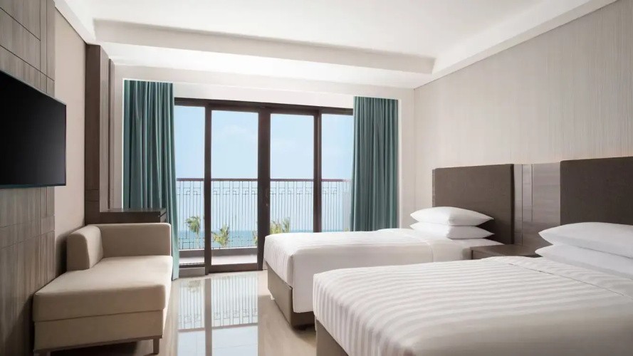 Standard room with balcony and with ocean view