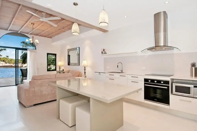 2 Bedrooms Apartment with balcony and with river view