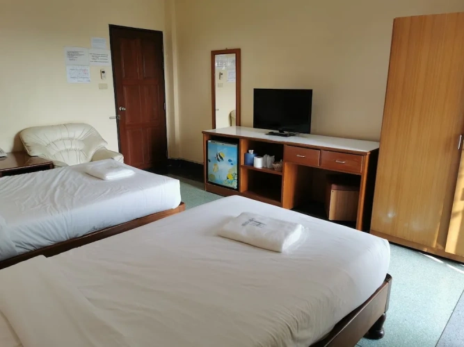 Standard Twin room with balcony