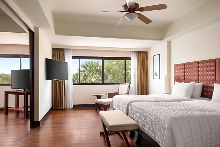Deluxe Twin Family Suite