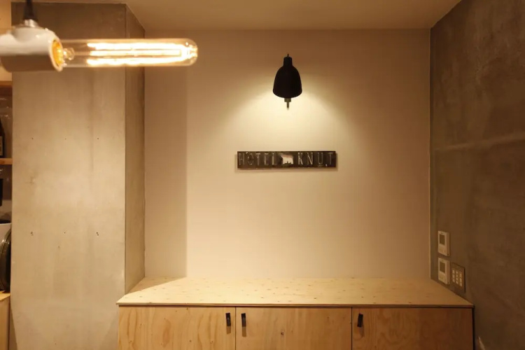 Hotel Knut - Hostel