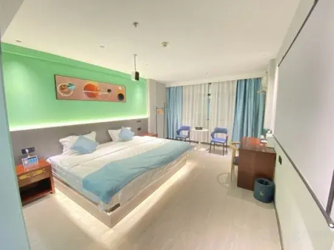Ugele Hotel