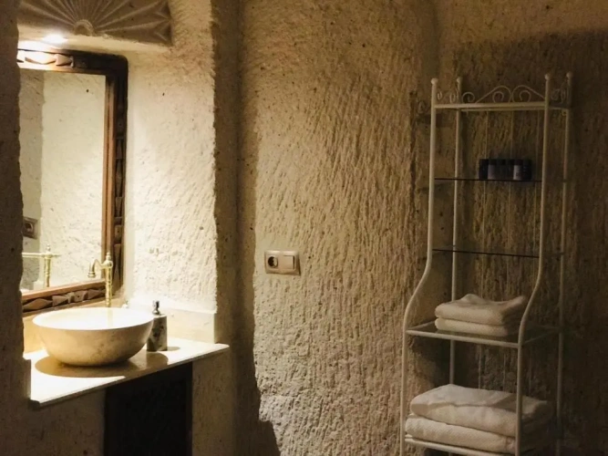 Comfort room