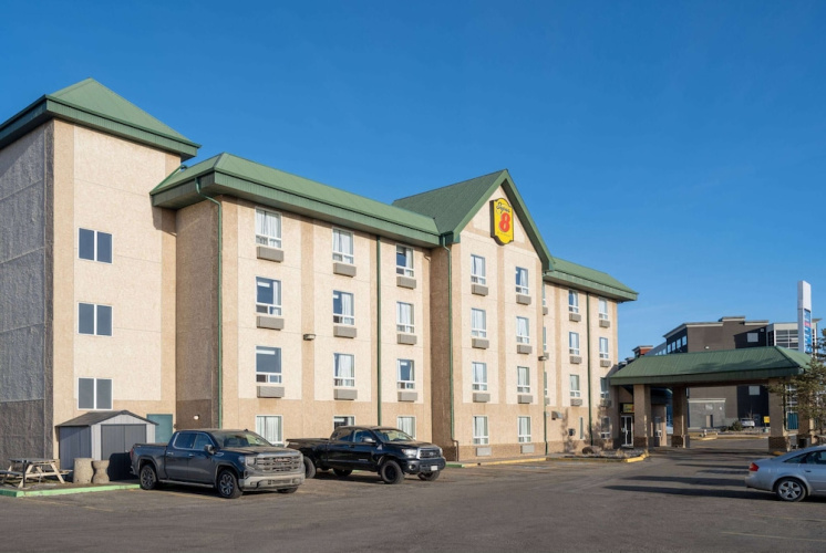 Super 8 Edmonton International Airport - Leduc
