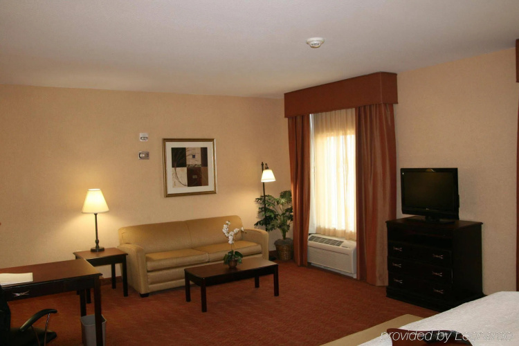 Hampton Inn