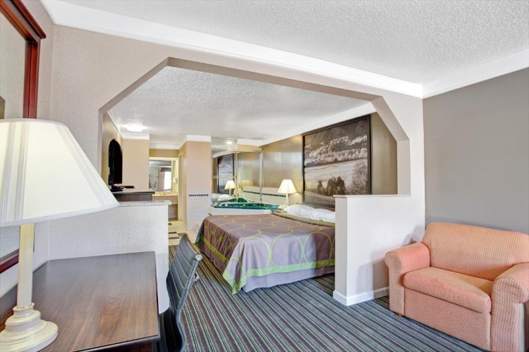 Deluxe Double Suite