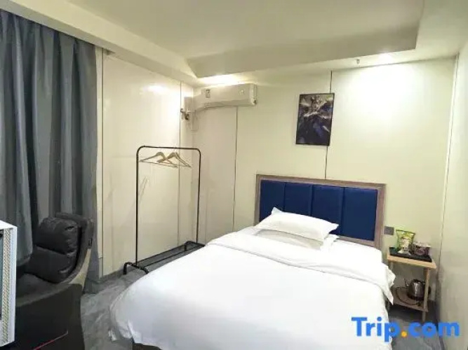 Huaxiong E-sports Homestay