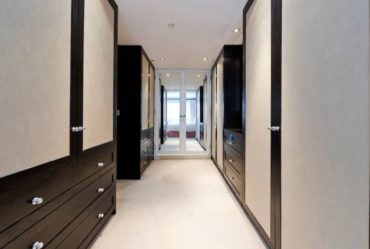 4 Bedrooms Cottage