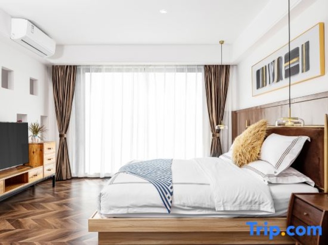 Family Suite with courtyard view