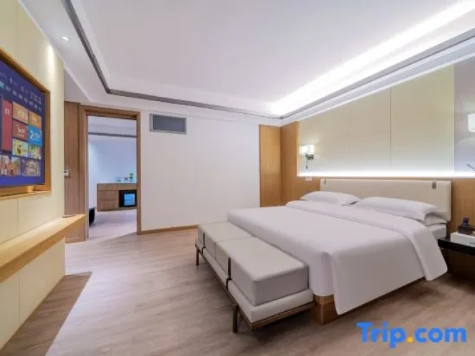 Deluxe Double Suite