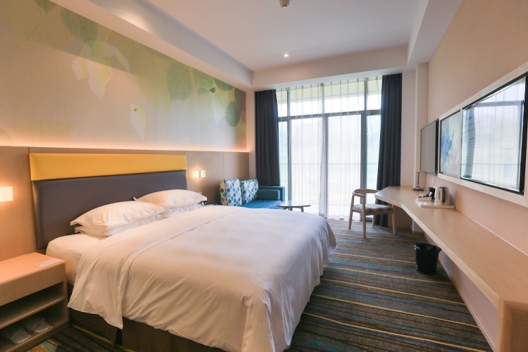 Standard Double room with balcony and with river view