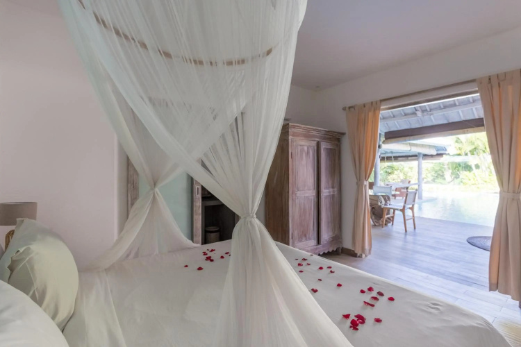 Cocowhite Villa