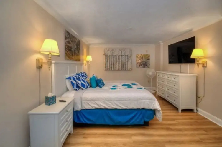Coral Beach Resort and Suites
