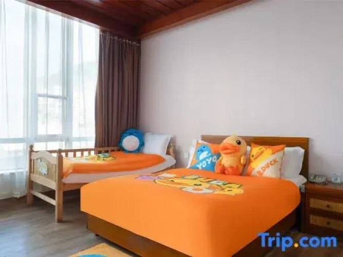 Standard Twin Family room
