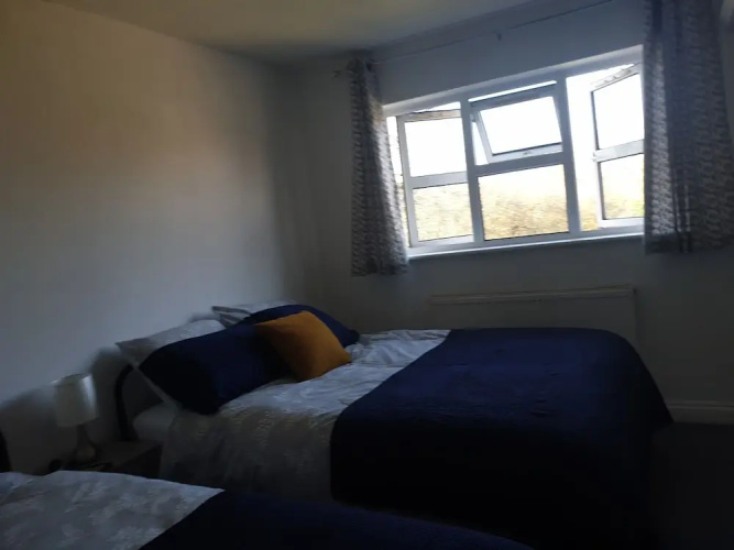 3 Bed House With Parking in Lighthorne Heath
