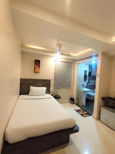 Deluxe Single room