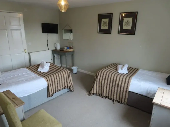 Economy Twin room