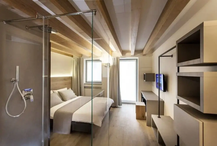 Deluxe Double room with balcony