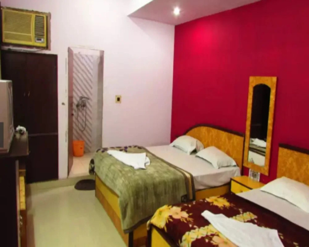 Hotel Anant  Plaza