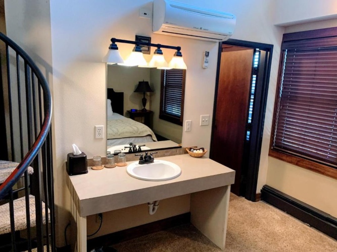 Deluxe Double Suite