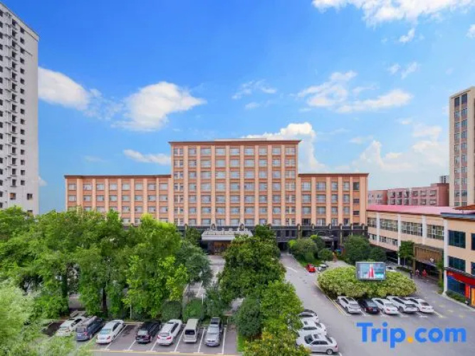 Pingyu Hotel