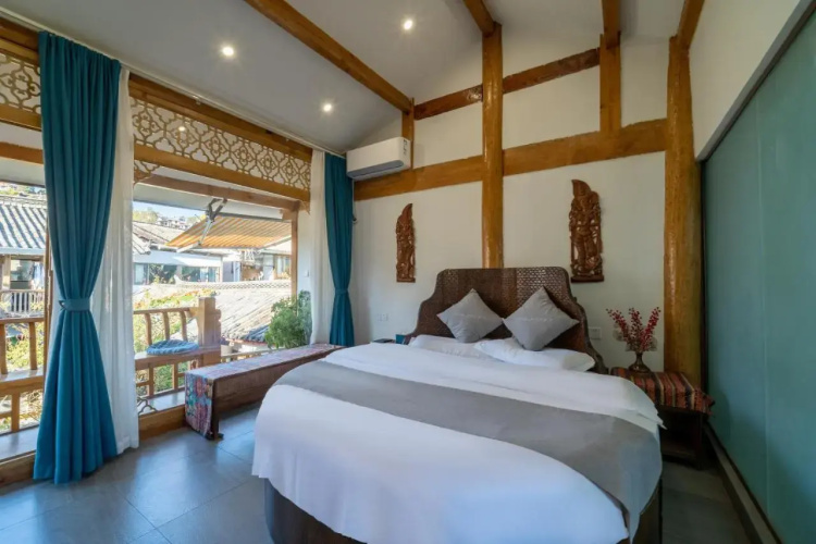 Lijiang Yinyiju Inn