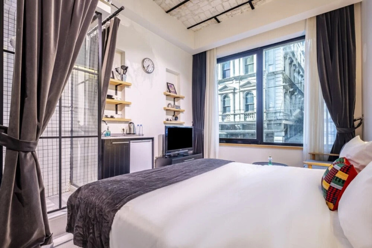 Comfy and Central Studio Flat in Beyoglu