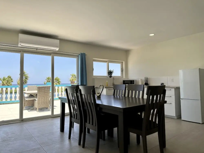 Merakii Seaview Escape Curacao