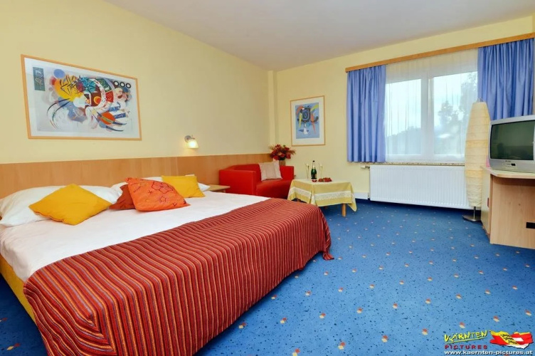Bellis Hotel
