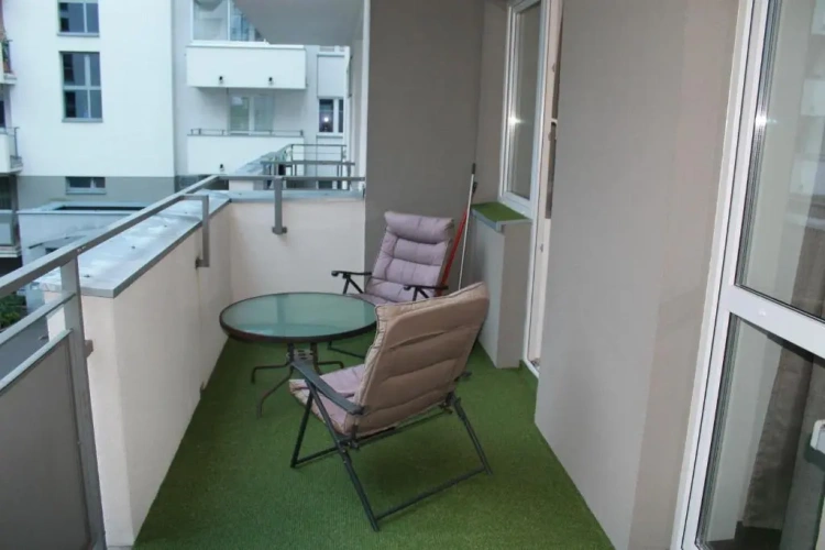 1 Bedroom Apartment with balcony and with view