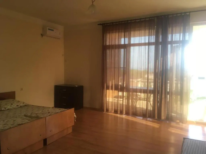 Guesthouse on Topchan 17