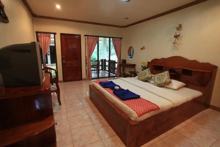 Chaya Resort