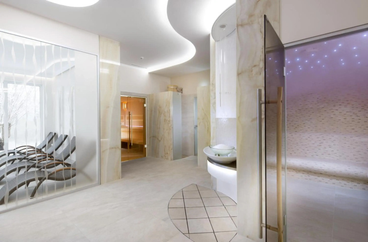 Francis Palace Hotel