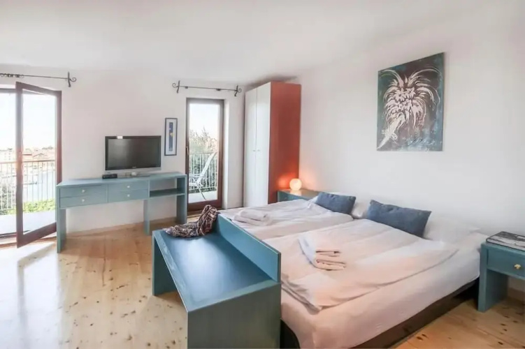 The Best View House
