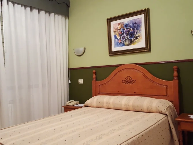 Economy room