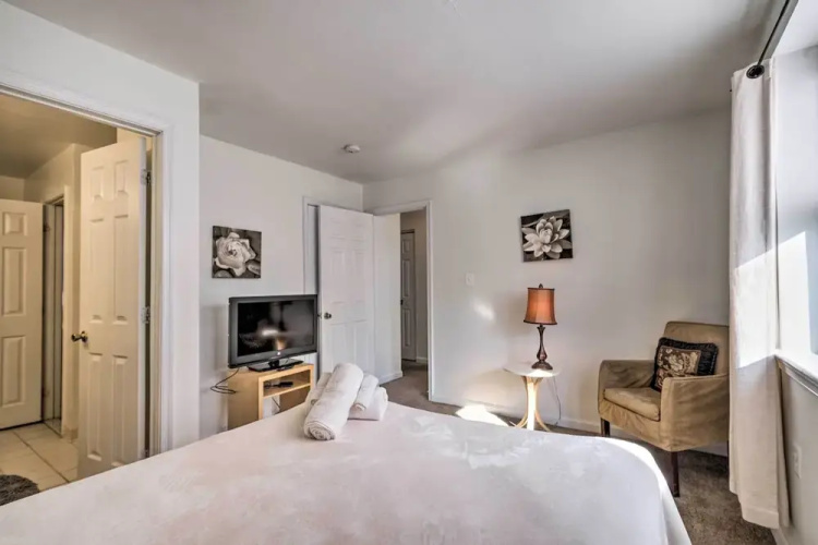 Washington DC Townhome 4 Mi to National Mall!