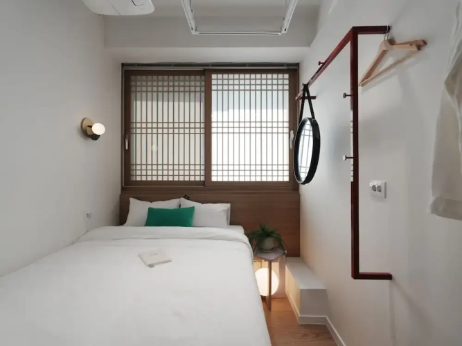 The Road Minihotel