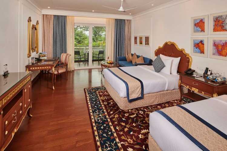 Mayfair Lake Resort