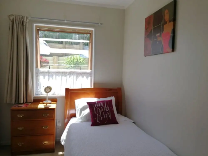 Standard Single room with garden view