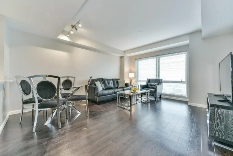 Boston Harbor View Luxury Suites