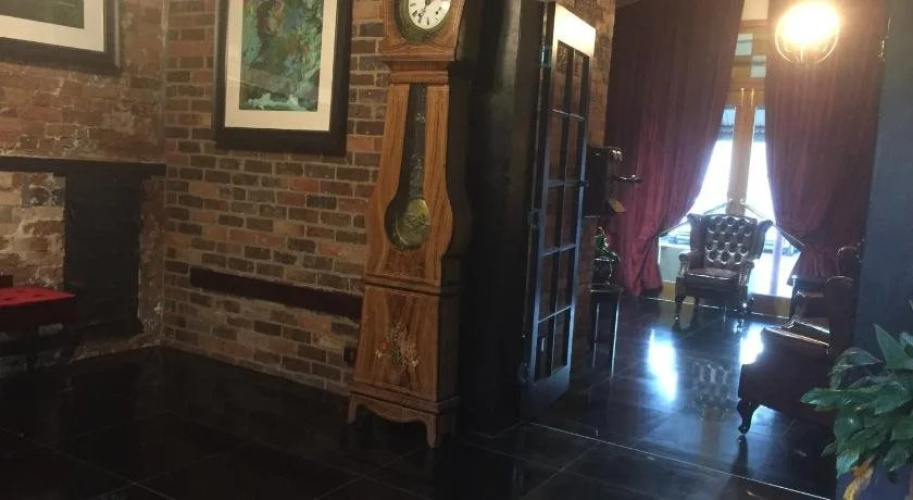 Art Hotel on York